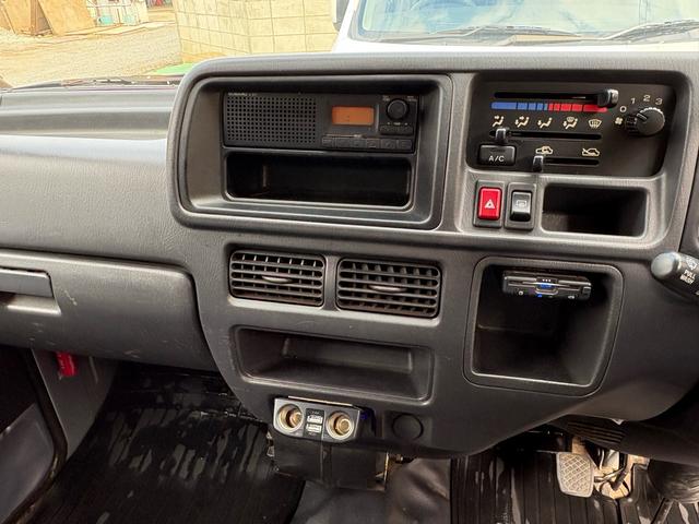 サンバーバン トランスポーター　キーレスキー、集中ロック、タイベル交換済、プライバシーガラス（50枚目）