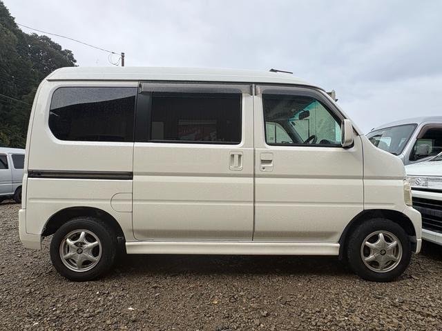 ●鎌田中古車サービスでは【仕入れ】にこだわる事で低価格を実現しています