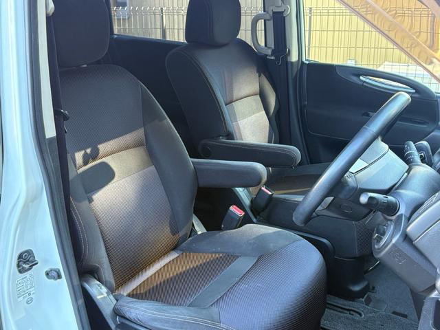 セレナ ハイウェイスター　スマートキー、ナビ、テレビ、ＥＴＣ、両側電動（37枚目）