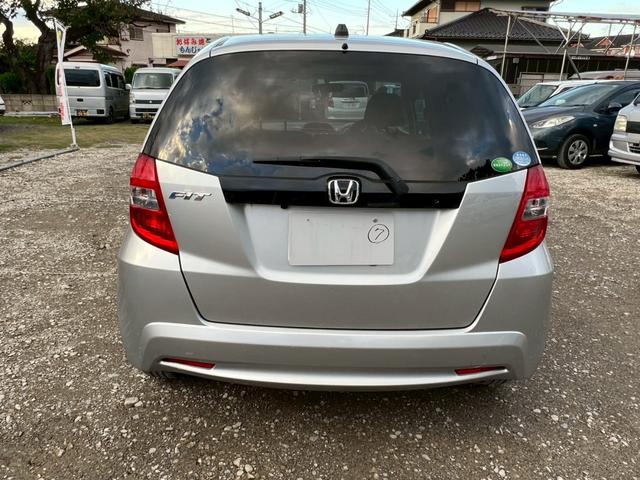 フィット 13G・スマートセレクション ファインスタイル ナビ テレビ バックカメラ(8枚目)