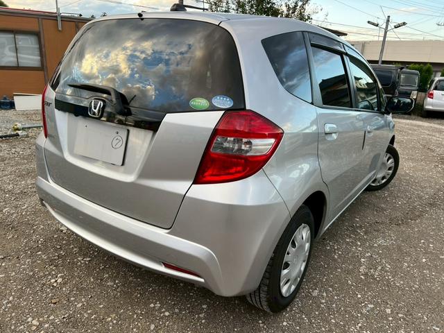 フィット 13G・スマートセレクション ファインスタイル ナビ テレビ バックカメラ(11枚目)