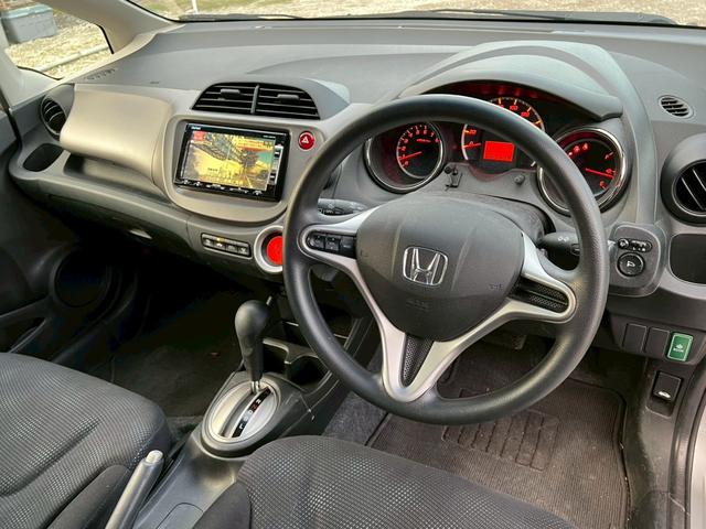 フィット 13G・スマートセレクション ファインスタイル ナビ テレビ バックカメラ(13枚目)