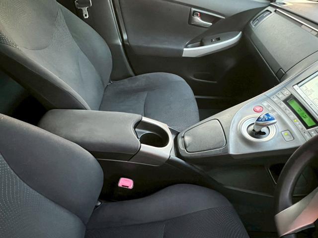 プリウス Ｓ　３０プリウス後期　ナビ　ドラレコ　ＥＴＣ　地デジ（25枚目）