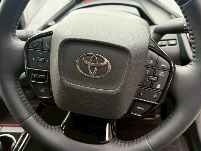 プリウス Ｚ　モデリスタフルエアロ　１２．３インチ大画面ディスプレイ　ノラミックビューモニター　シートヒーター／ベンチレーション　ＬＥＤアクセサリーランプ　艶ありブラックパーツ（19枚目）