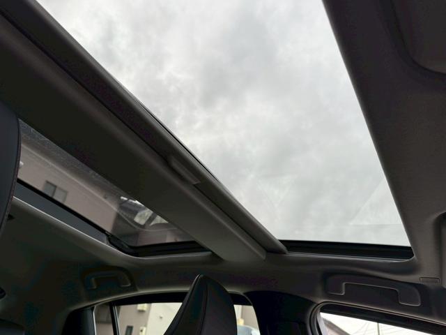 プリウス Ｚ　モデリスタフルエアロ　１２．３インチ大画面ディスプレイ　ノラミックビューモニター　シートヒーター／ベンチレーション　ＬＥＤアクセサリーランプ　艶ありブラックパーツ（28枚目）