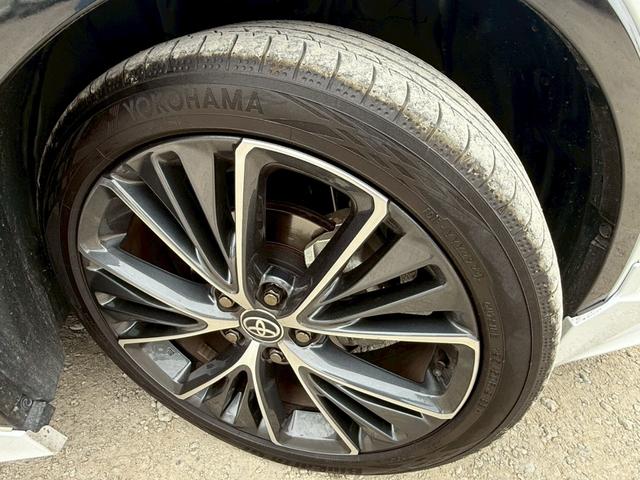 プリウス Ｚ　モデリスタフルエアロ　１２．３インチ大画面ディスプレイ　ノラミックビューモニター　シートヒーター／ベンチレーション　ＬＥＤアクセサリーランプ　艶ありブラックパーツ（31枚目）