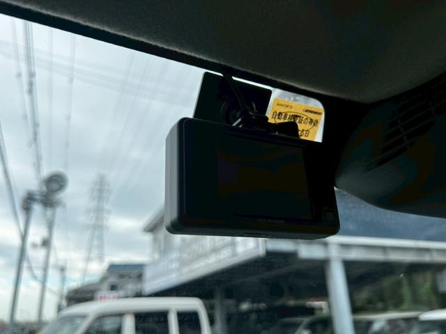 エブリイワゴン PZターボ 車検2年付き 社外ナビ/Bluetooth対応/ドラレコ/ETC/HIDライト/パーワースライドドア/セーフティサポート/シートヒーター/ISOFIX/バックソナー/USBソケット/スマートキー(13枚目)