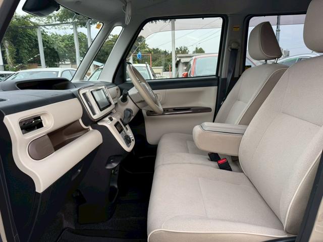 ムーヴキャンバス Xリミテッドメイクアップ SAII 純正ナビ/フルセグTV/Bluetooth/バックモニター/スマートアシスト/両側電動スライドドア/オートライト/オートエアコン/ISOFIX/スマートキー・プッシュスタート/スペアキー(13枚目)