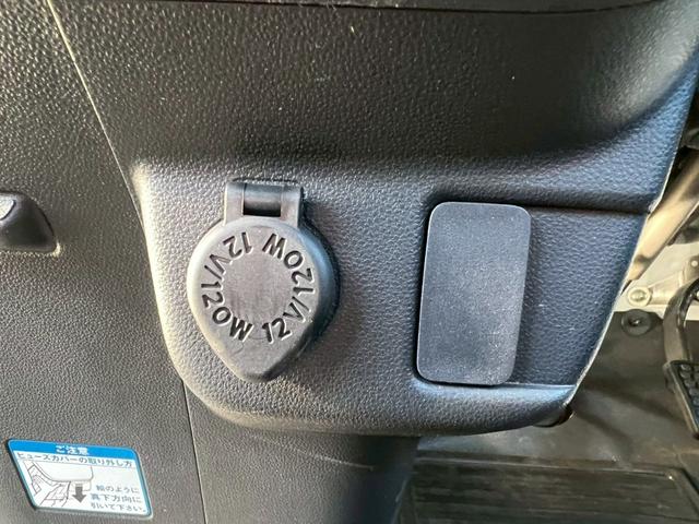 ハイゼットカーゴ スペシャルクリーンＳＡＩＩＩ　車検２年付き・走行距離８，０００キロ台・スマートアシストＩＩＩ・純正オーディオ・エアコン・パワーステアリング・エアバッグ（15枚目）