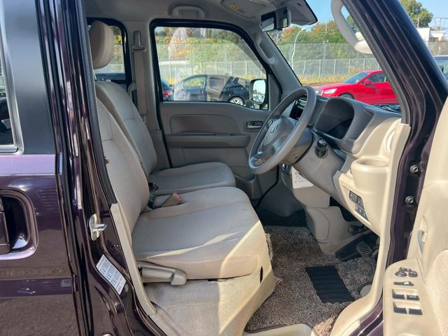 エブリイワゴン ＰＺターボスペシャル　Ｒ８年３月／ターボ／プッシュスタート／両側電動スライドドア／ブレーキアシスト／横滑り防止システム／オートライト／オートエアコン！！（11枚目）