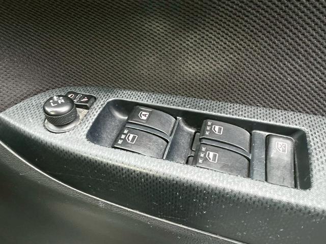 ムーヴ Xリミテッド SAIII 車検R8年2月/純正ナビ/フルセグ/バックモニター/ドラレコ/ETC/シートヒーター/ブレーキアシスト/オートマチックハイビーム/オートライト/プッシュスタート/オートエアコン!!(32枚目)