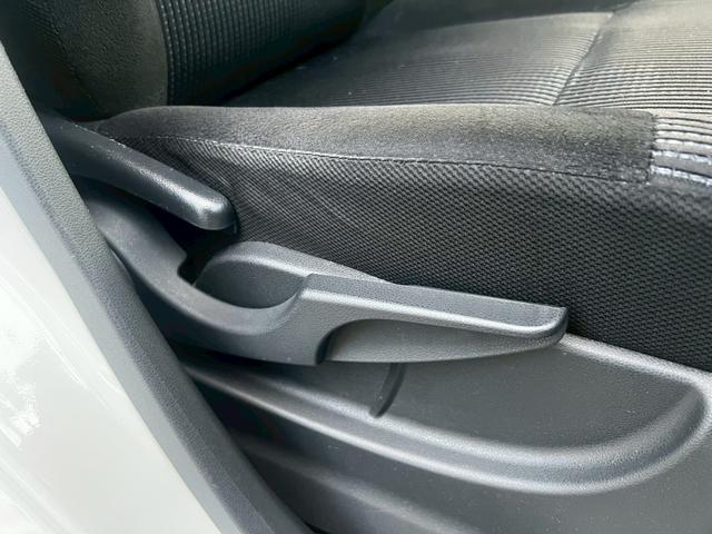 ムーヴ Xリミテッド SAIII 車検R8年2月/純正ナビ/フルセグ/バックモニター/ドラレコ/ETC/シートヒーター/ブレーキアシスト/オートマチックハイビーム/オートライト/プッシュスタート/オートエアコン!!(35枚目)