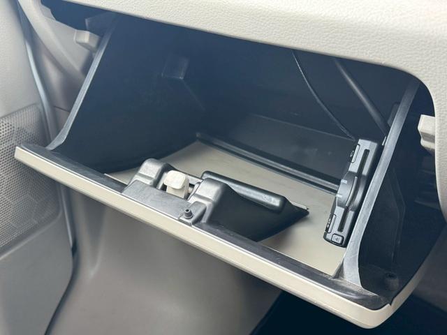 エブリイワゴン PZターボスペシャル 車検2年付き/社外ナビ/フルセグTV/バックモニター/両側電動スライドドア/左側リアオートステップ/レーダーブレーキサポート/オートライト/HIDヘッドライト/フォグ/スマートキー・プッシュスタート(26枚目)