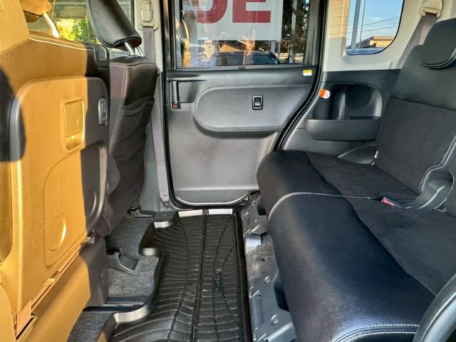 タント カスタムRS トップエディションSAIII 車検2年付き/社外8インチナビ/フルセグTV/バックモニター/Bluetooth/シートヒーター/両側電動スライドドア/ETC/スマートアシスト/オートライト/スマートキー・プッシュスタート(15枚目)