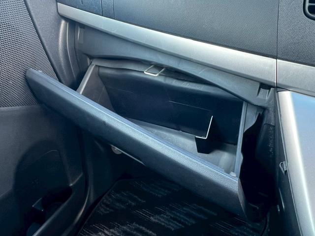 ムーヴ カスタム　Ｘリミテッド　車検令和８年１０月／純正オーディオ／ＥＴＣ／オーバーヘッドコンソール／ＨＩＤヘッドライト／オートエアコン／純正アルミホイール／フォグ／アクセサリーソケット／電動格納ミラー／シートリフター／スマートキー（26枚目）