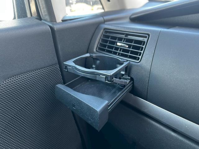 ムーヴ カスタム　Ｘリミテッド　車検令和８年１０月／純正オーディオ／ＥＴＣ／オーバーヘッドコンソール／ＨＩＤヘッドライト／オートエアコン／純正アルミホイール／フォグ／アクセサリーソケット／電動格納ミラー／シートリフター／スマートキー（28枚目）