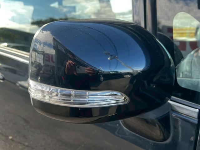 ムーヴ カスタム　Ｘリミテッド　車検令和８年１０月／純正オーディオ／ＥＴＣ／オーバーヘッドコンソール／ＨＩＤヘッドライト／オートエアコン／純正アルミホイール／フォグ／アクセサリーソケット／電動格納ミラー／シートリフター／スマートキー（35枚目）