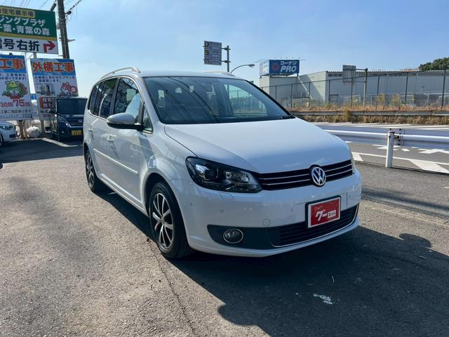 ゴルフトゥーラン ＴＳＩ　ハイライン　車検令和９年８月・純正ナビ・フルセグＴＶ・バックモニター・ＥＴＣ・ＢＬＵＥＴＯＯＴＨ・オートエアコン・キーレス・シートリフター（8枚目）