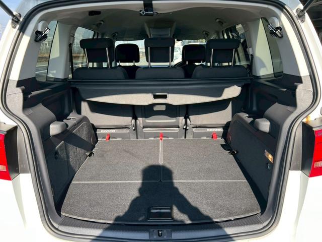 ゴルフトゥーラン ＴＳＩ　ハイライン　車検令和９年８月・純正ナビ・フルセグＴＶ・バックモニター・ＥＴＣ・ＢＬＵＥＴＯＯＴＨ・オートエアコン・キーレス・シートリフター（26枚目）