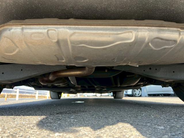 ゴルフトゥーラン ＴＳＩ　ハイライン　車検令和９年８月・純正ナビ・フルセグＴＶ・バックモニター・ＥＴＣ・ＢＬＵＥＴＯＯＴＨ・オートエアコン・キーレス・シートリフター（42枚目）