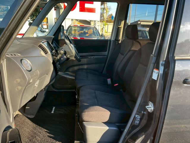 パレットＳＷ ＸＳ　車検Ｒ８年２月／社外ナビ／ＴＶ／ＥＴＣ／ＨＩＤヘッドライト／フォグランプ／片側電動スライドドア／プッシュスタート／オートエアコン／オートライト／電格サイドミラー／純正ＡＷ１４インチ！！（12枚目）