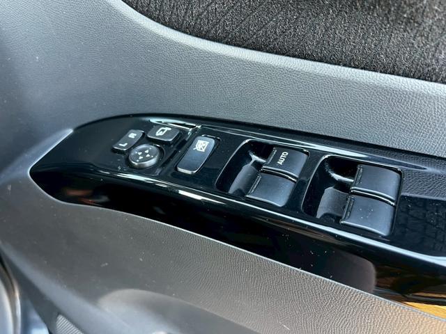 パレットＳＷ ＸＳ　車検Ｒ８年２月／社外ナビ／ＴＶ／ＥＴＣ／ＨＩＤヘッドライト／フォグランプ／片側電動スライドドア／プッシュスタート／オートエアコン／オートライト／電格サイドミラー／純正ＡＷ１４インチ！！（29枚目）