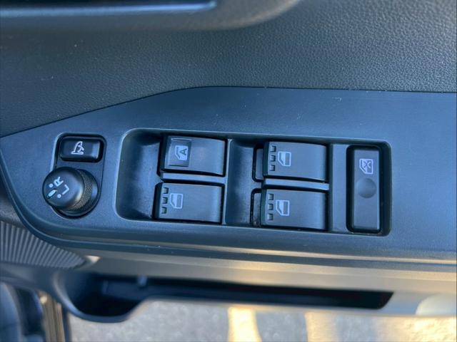ウェイク X SA 車検令和8年7月・社外ナビ・TV・バックモニター・BLUETOOTH・ETC・電動スライドドア・LEDヘッドライト(32枚目)