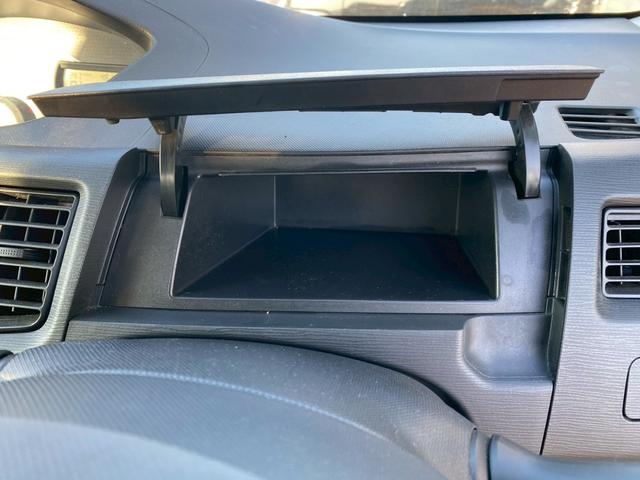 ムーヴ L 車検2年付き/オートエアコン/電格ミラー/ヘッドライトレベライザー/CD/純正オーディオ/シュガーソケット/キーレスエントリー!!(27枚目)