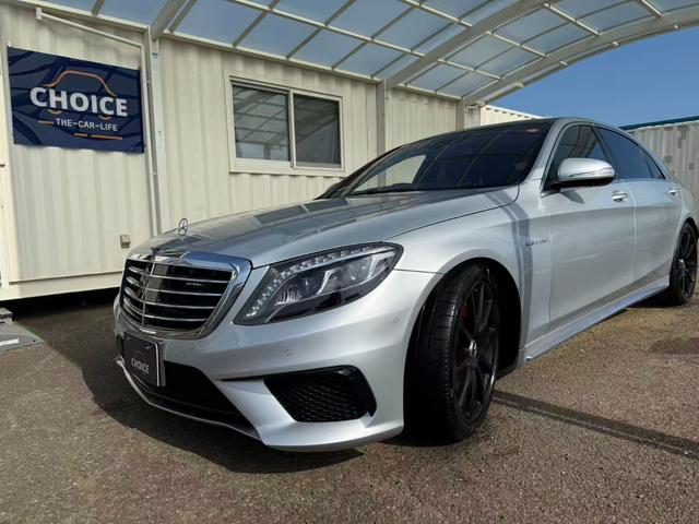 Ｓクラス Ｓ６３　ロング　Ｓ６３　ロング（５名）　ヒーター　全周囲カメラ　サンルーフ　ＬＥＤライト　ナビ　禁煙　アイドリングストップ　オートクルーズコントロール　クリアランスソナー　スマートキー　バックカメラ　パワーシート（2枚目）