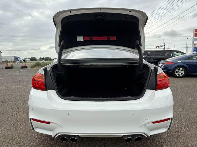 M4 M4クーペ M4クーペ(4名) 電動シート パーキングアシスト Bluetooth接続 ナビ HDDナビ レザーシート オートライト エアコン(9枚目)