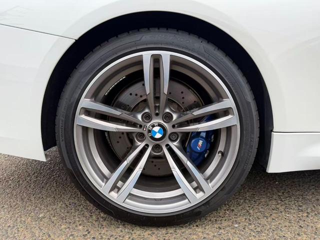 M4 M4クーペ M4クーペ(4名) 電動シート パーキングアシスト Bluetooth接続 ナビ HDDナビ レザーシート オートライト エアコン(16枚目)