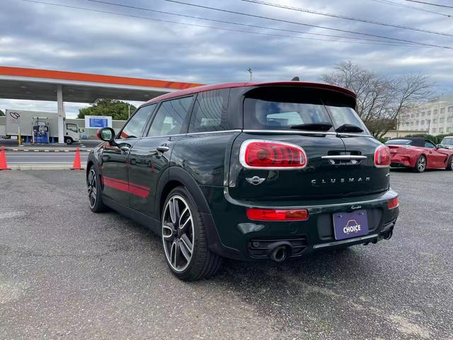 MINI ジョンクーパーワークス クラブマン LEDヘッドランプ パーキングアシスト HDDナビ USB接続 レザーシート ETC 4WD ナビ アクティブクルーズ オートエアコン バックモニター ブルートゥース(3枚目)