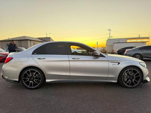 Cクラス C43 4マチック C43 4マチック(5名) 黒革シート 4WD Pアシスト ナビ ハイビームアシスト アクティブクルーズコントロール 電動パワーシート Bluetoothオーディオ(8枚目)