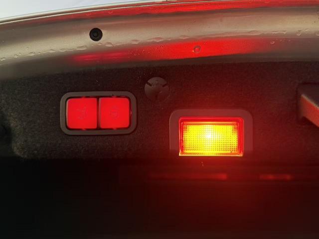 Cクラス C43 4マチック C43 4マチック(5名) 黒革シート 4WD Pアシスト ナビ ハイビームアシスト アクティブクルーズコントロール 電動パワーシート Bluetoothオーディオ(42枚目)