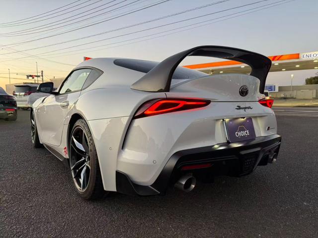 �������O�����\�����Ȃ��Y��ŁA���͂قƂ�ǌ�������܂���A�V�ԕ��сB�����グ��ꂽ�������d�オ��ł��B���E�߂̈��ƂȂ�܂��B