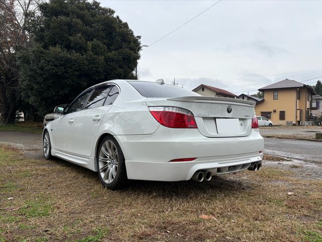 5シリーズ 530i(8枚目)