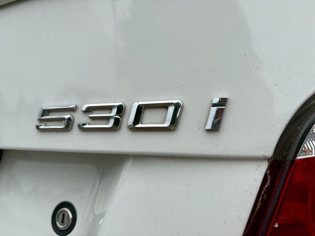 5シリーズ 530i(10枚目)