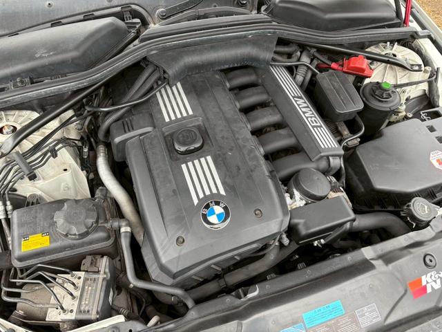 5シリーズ 530i(16枚目)