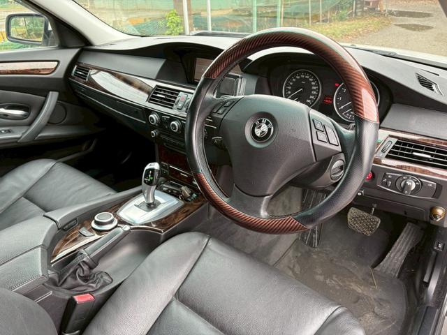 5シリーズ 530i(19枚目)