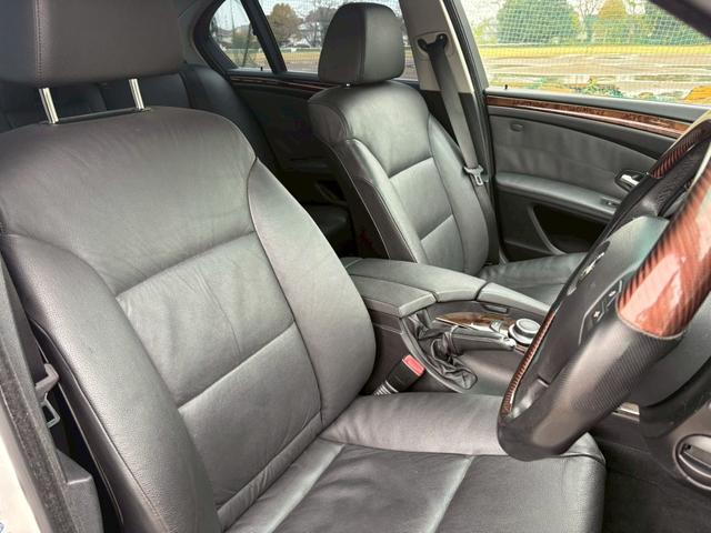 5シリーズ 530i(21枚目)