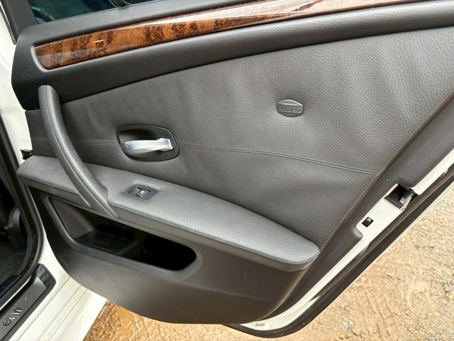 5シリーズ 530i(25枚目)