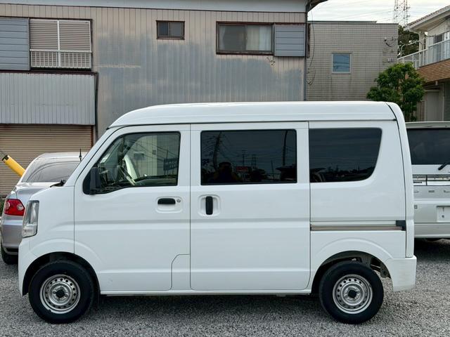 ＮＶ１００クリッパーバン 　車検２年付き　ポータブルナビ　キーレス　内外装クリーニング済み　メンテナンス済み（3枚目）