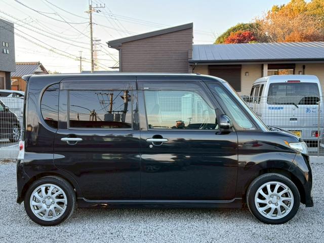 ロープライスにて販売しておりますので、お気になられたお車がございましたら是非お問い合わせ下さい。ＬＩＮＥＩＤ　２０２５７１１７