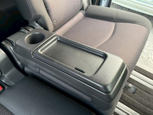 セレナ ハイウェイスターＧ　Ｓ－ハイブリッド　エアロモード　寒冷地仕様　フルフラット　ウォークスルー　３列シート　エコモード　キーレス　ダブルエアコン　ＡＢＳ　オートクルーズコントロール　横滑り防止　Ｓキー　セキュリティ　衝突安全ボディ（33枚目）