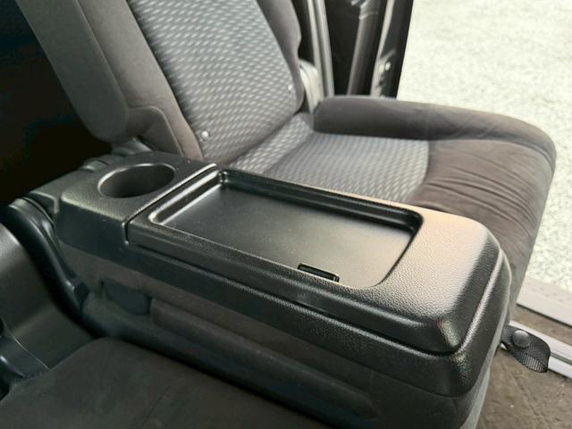 セレナ ２０Ｓ　セレナ　２０Ｓ　Ｒ９年２月　ボディー研磨コーティング　内装クリーニング済みＥＳＣ　パワーステアリング　フルフラットシート　衝突安全ボディ　ＰＷ　エアＢ　オートクルーズコントロール　デュアルエアコン（20枚目）