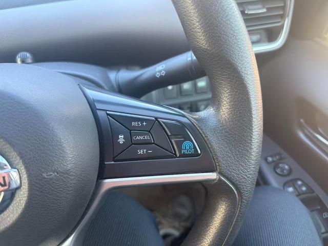 セレナ Ｘ　ＶセレクションＩＩ　エアコン／パワーステアリング／キーレスエントリー／プッシュスタート／３６０度カメラ／電動スライドドア／ＥＴＣ車載器（23枚目）