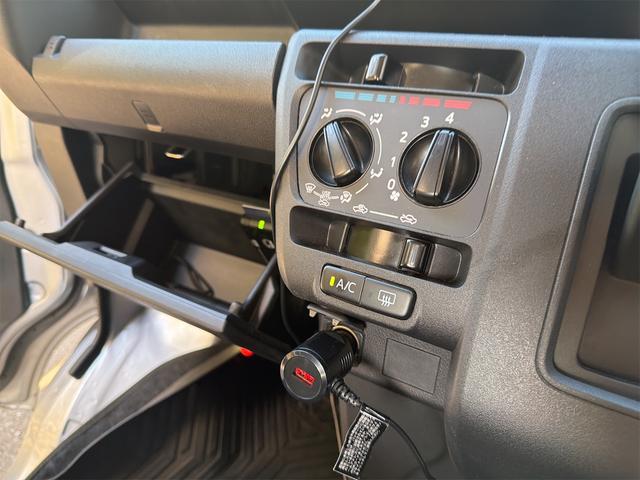 ハイゼットカーゴ ＤＸ　４ＷＤ　ＥＴＣ　ドラレコ前後　キーレス　ＣａｒＰｌａｙ（27枚目）