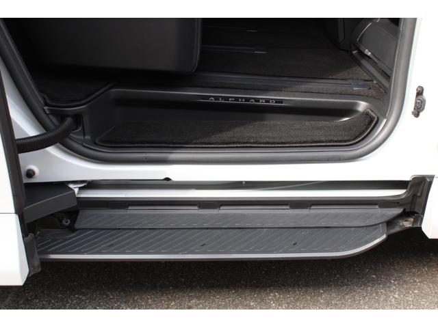 アルファード Z 1オーナー トヨタチームメイト トヨタセーフティセンス 左右独立ムーンルーフ 14型Dナビ フルセグ 13.2型Fダウンモニター ETC2.0 前後ドラレコ パノラミックビューモニター メーカー保証(70枚目)