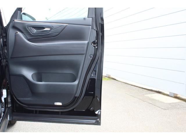 アルファードハイブリッド Z 1オーナー トヨタセーフティセンス 左右独立ムーンルーフ 14型Dナビ フルセグ 12.1型Fダウンモニター ETC2.0 前後ドラレコ パノラミックビューモニター パワーBドア メーカー保証(32枚目)