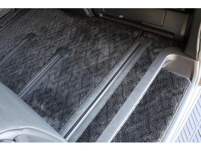 アルファードハイブリッド Z 1オーナー トヨタセーフティセンス 左右独立ムーンルーフ 14型Dナビ フルセグ 12.1型Fダウンモニター ETC2.0 前後ドラレコ パノラミックビューモニター パワーBドア メーカー保証(45枚目)